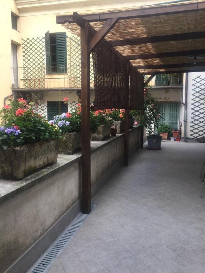 ノーヴィ・リーグレLa Casa Sul Giardino- Garden Houseアパートメント エクステリア 写真