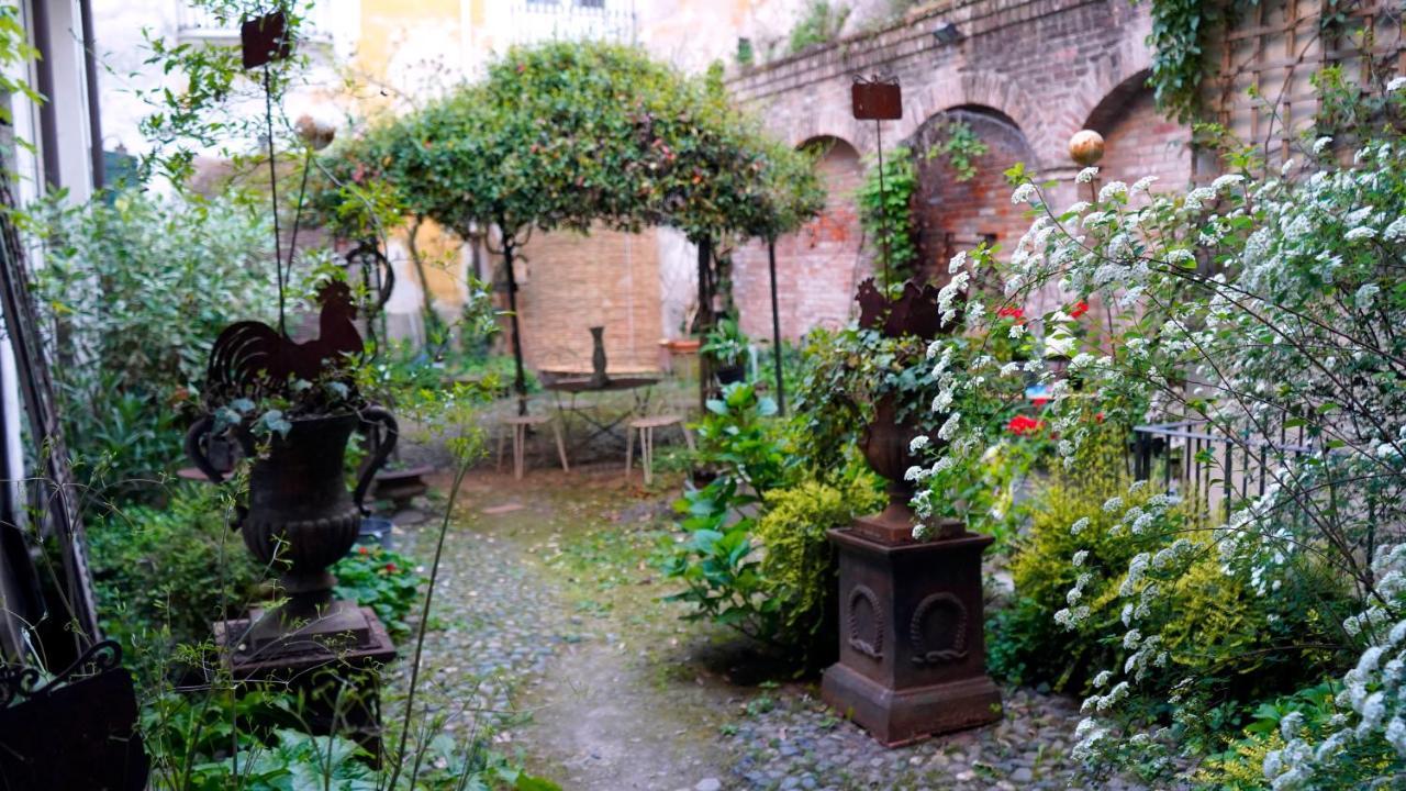 ノーヴィ・リーグレLa Casa Sul Giardino- Garden Houseアパートメント エクステリア 写真